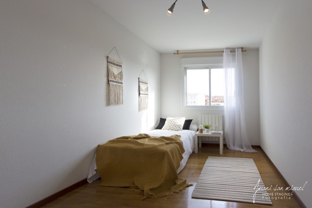 Dormitorio en piso a la venta en calle Asientos de Logroño