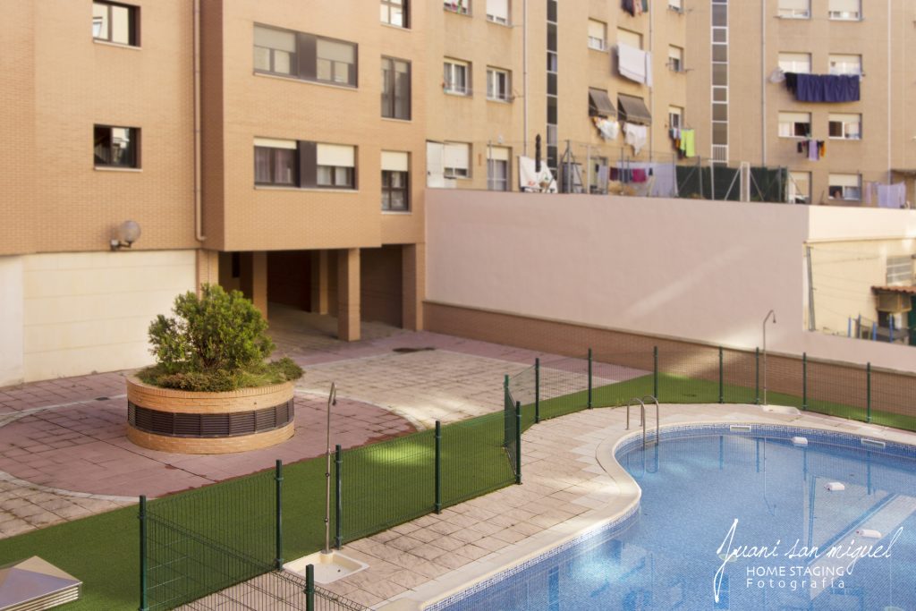 Zonas comunes y piscina de Piso en Venta en el Centro de Logroño