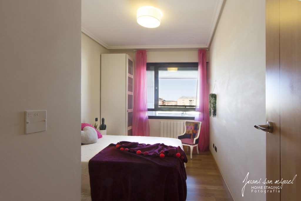 Dormitorio de Apartamento en venta en zona La Guindalera, Logroño
