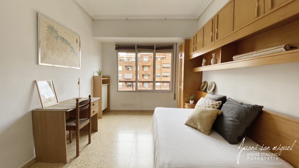 Dormitorio de Piso en Venta en Zona Avda. de La Paz, Logroño