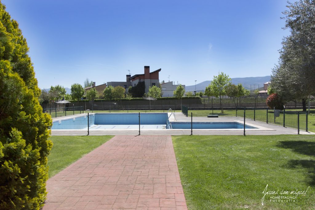 Unifamiliar en Venta en Navarrete con piscina