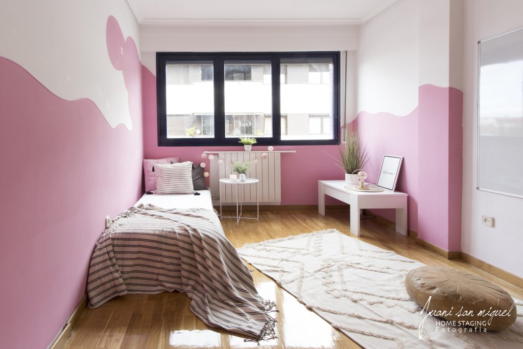 Habitación rosa de Unifamiliar en Venta en Lardero