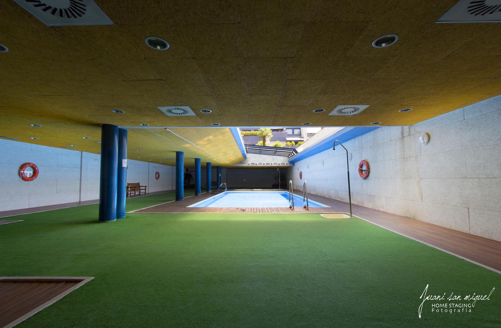 Vivienda de lujo con piscina